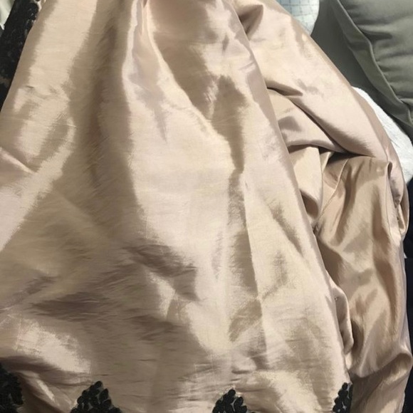 Dress Size 20 - Picture 4 of 5